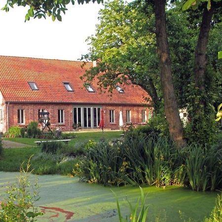 Ferienwohnung Irisgarten Am Pfarrgarten Starkow Velgast Kültér fotó