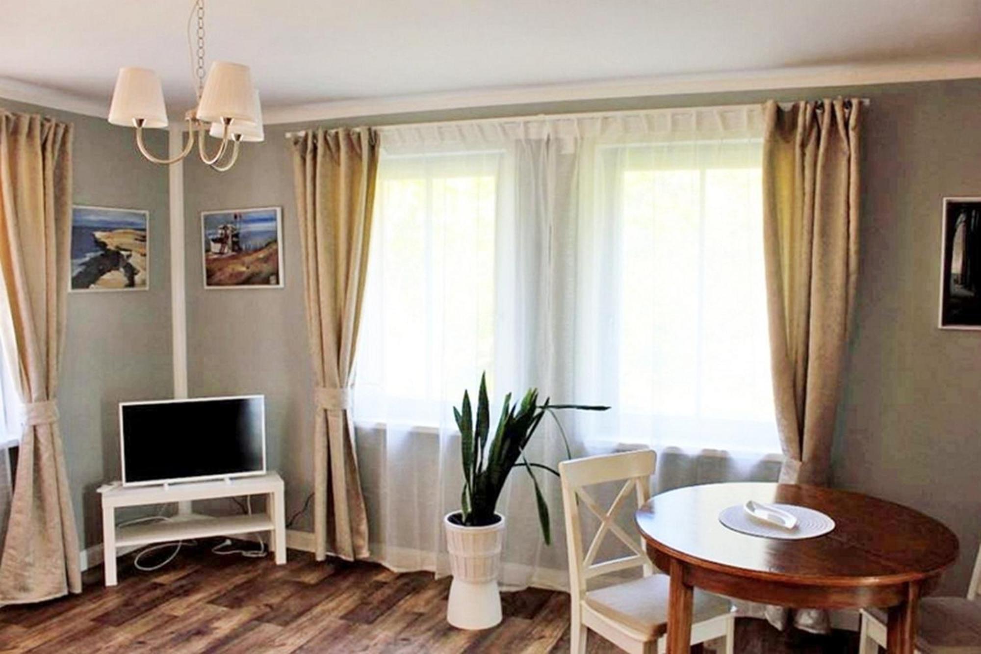 Ferienwohnung Irisgarten Am Pfarrgarten Starkow Velgast Kültér fotó