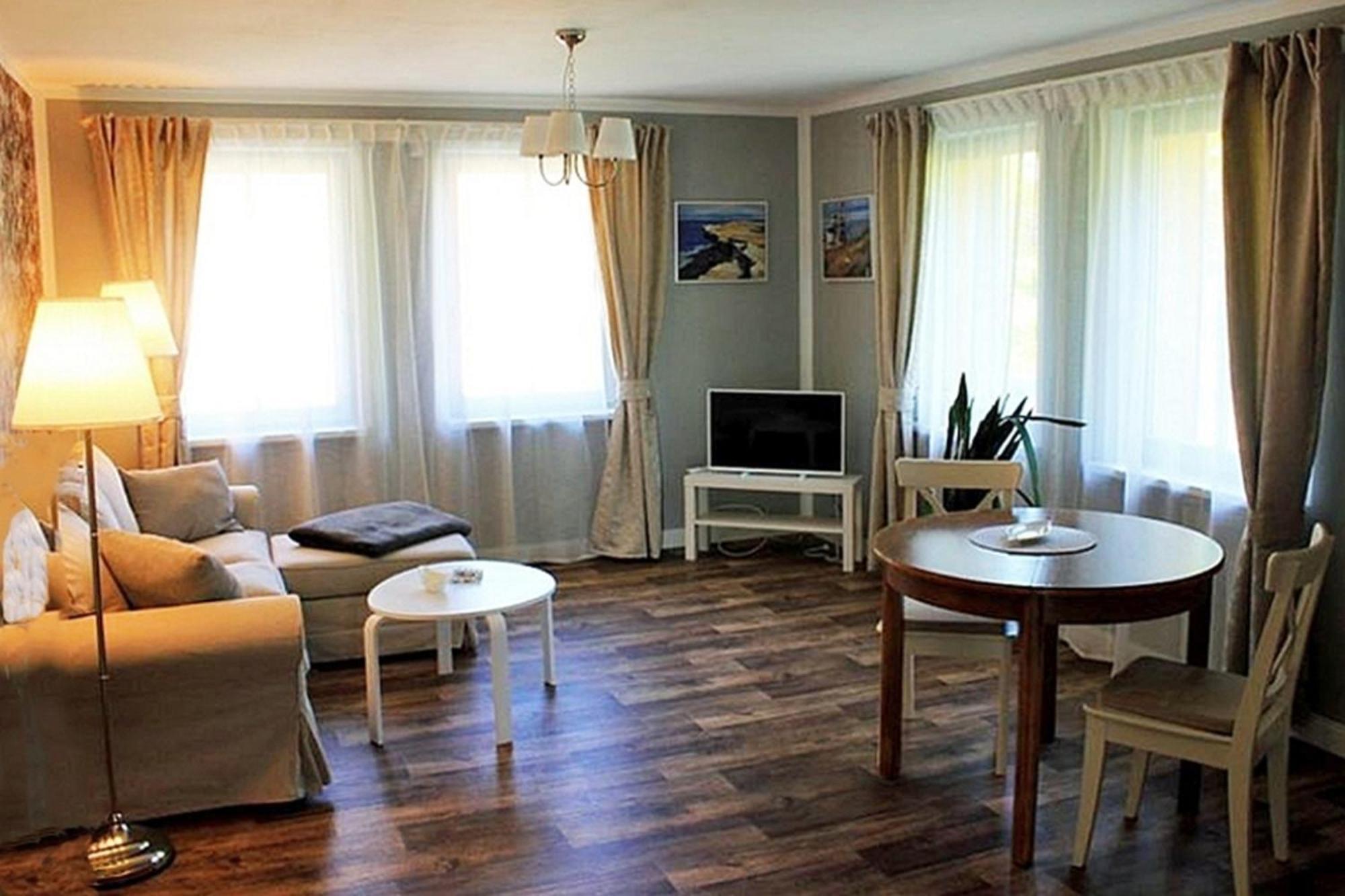 Ferienwohnung Irisgarten Am Pfarrgarten Starkow Velgast Kültér fotó